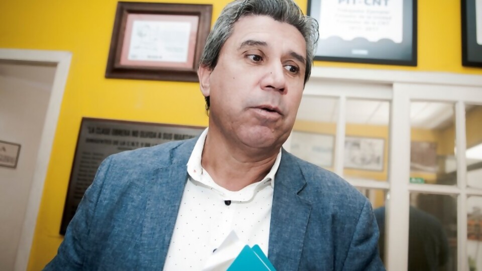 Ruíz: “Todos los trabajadores van a perder con esta reforma” — Entrevistas — Primera Ma&ntilde;ana | Azul 101.9