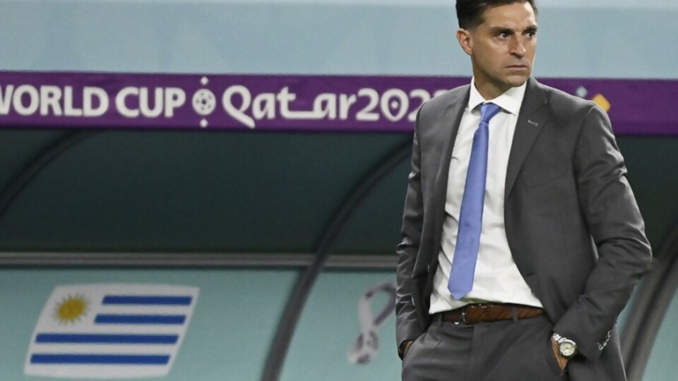 La AUF analiza la continuidad de Alonso — Deportes — Primera Mañana | Azul 101.9