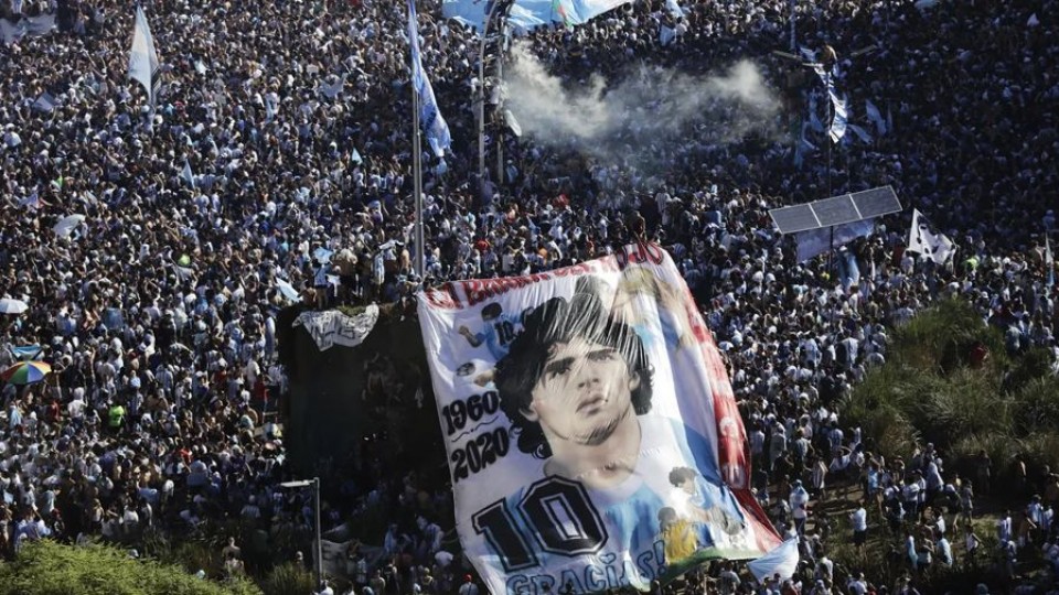 Claudio Zlotnik nos pintó el panorama de los festejos en Argentina — Corresponsales  — La Pecera | Azul 101.9