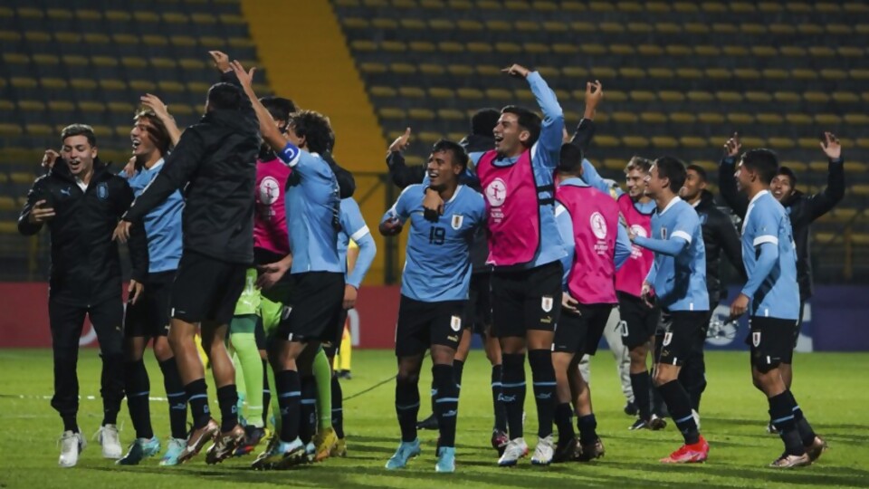 Uruguay sigue invicto y va por el título — Deportes — Primera Mañana | Azul 101.9