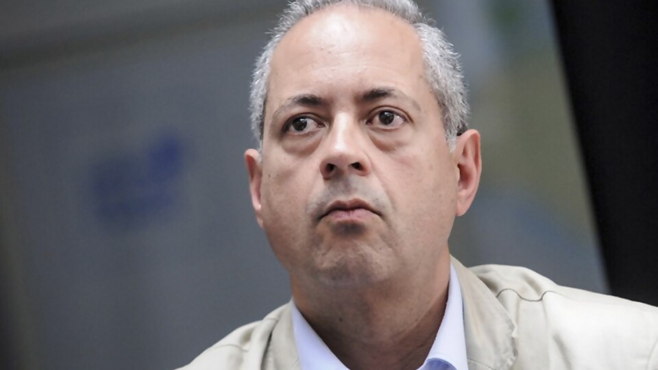 Cossia: “Puede parecer una medida excesiva pero es una herramienta necesaria a nivel sanitario” — Entrevistas — Primera Ma&ntilde;ana | Azul 101.9