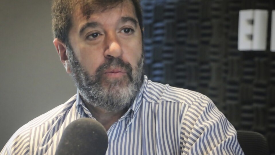 Pereira: “No hay un vínculo negativo entre Orsi y Cosse; hay otros partidos que no tienen candidatos” —  Entrevistas — Primera Mañana | Azul 101.9