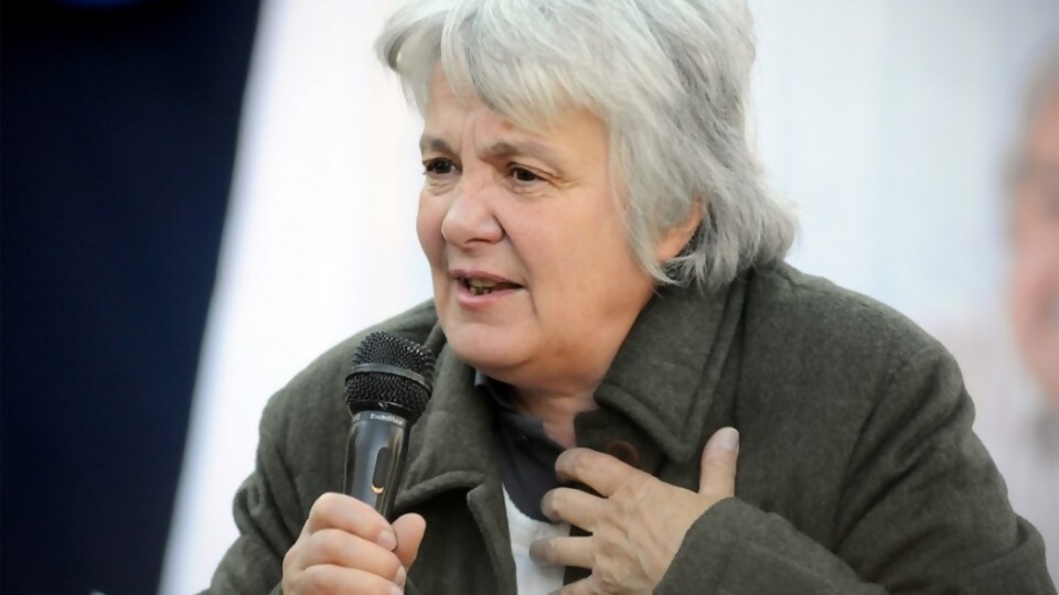 Lucía Topolansky: “Frente a la evidencia tuvo que recular” — Entrevista — 12 PM | Azul 101.9