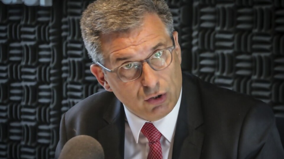 Stipanicic: “No puedo entender la medida tomada por el sindicato, aunque están en su derecho, se tienen que hacer responsables de las consecuencias” — Entrevistas — Primera Ma&ntilde;ana | Azul 101.9