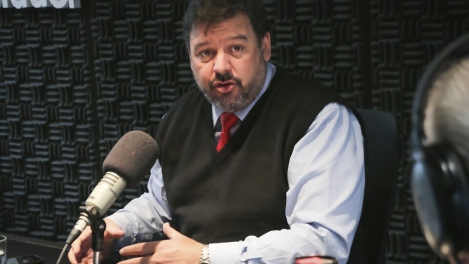 Peña: “Lo más irresponsable sería dejar al país sin reforma jubilatoria” — Entrevistas — Primera Ma&ntilde;ana | Azul 101.9