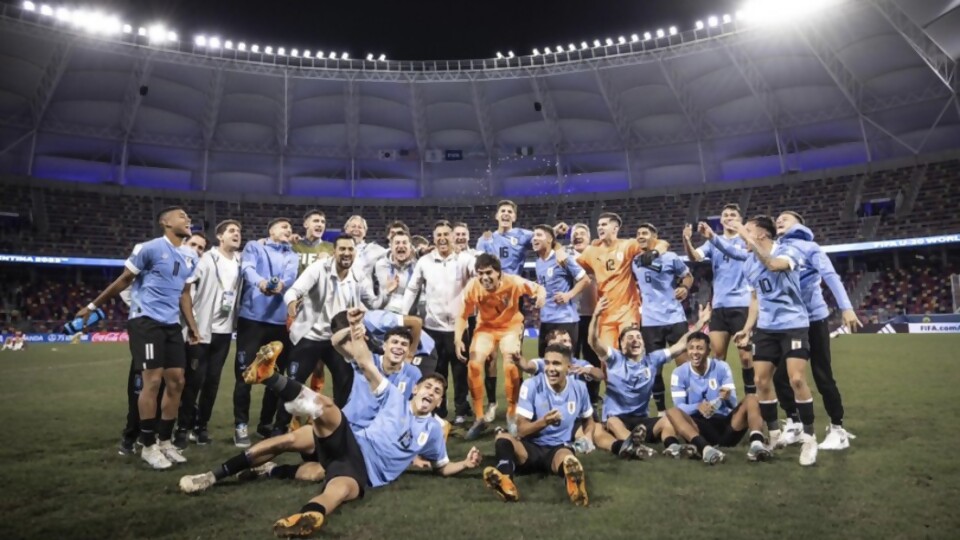 Uruguay prepara la semifinal con varias ausencias — Deportes — Primera Mañana | Azul 101.9