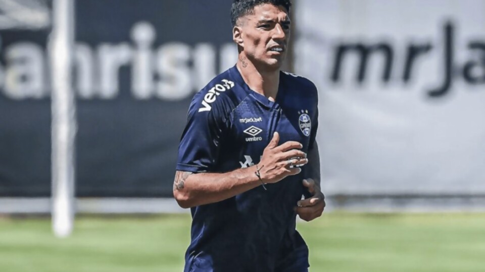 “La lesión de Suárez es grave y está llegando al límite” afirmó el presidente de Gremio — Deportes — Primera Mañana | Azul 101.9