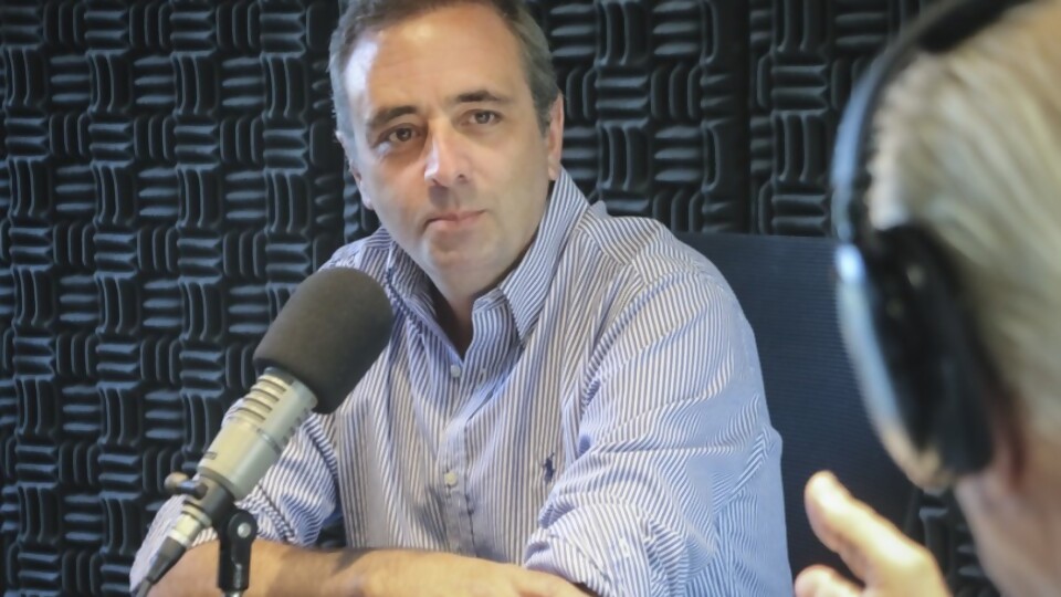 Andújar: “Hay que entender la coyuntura que llevará a que el país tenga un menor crecimiento” — Entrevistas — Primera Ma&ntilde;ana | Azul 101.9