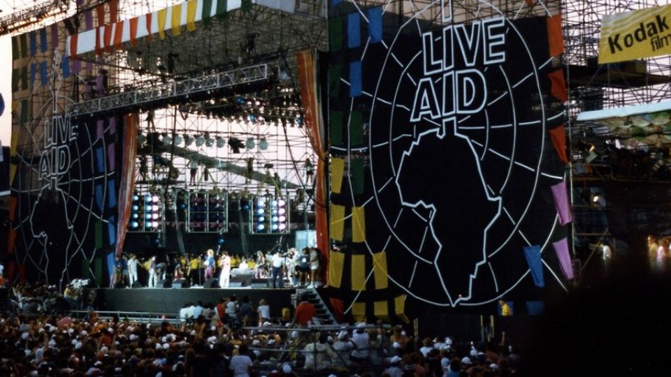 Live Aid (1985): El día internacional del Rock — El Submarino Azul — La Pecera | Azul 101.9