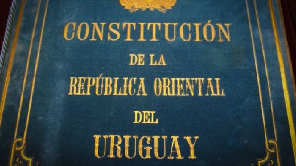 Saltombide Durán quiere reformas constitucionales — Humor  — La Pecera | Azul 101.9