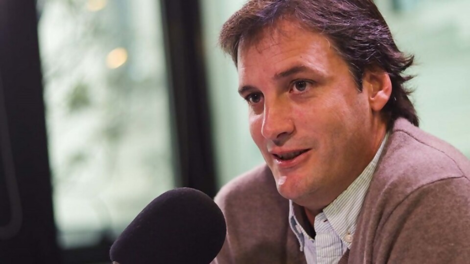 Márquez: “Los motores de la exportación siguen encendidos aunque hace varios meses que venimos con una caída en el nivel de exportaciones” — Entrevistas — Primera Ma&ntilde;ana | Azul 101.9