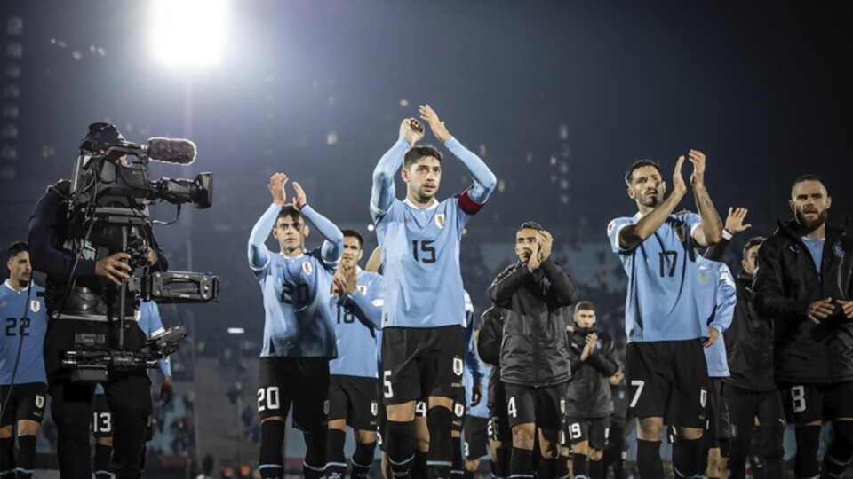 Los cambios que tendría Uruguay ante Ecuador —  Deportes — Primera Mañana | Azul 101.9
