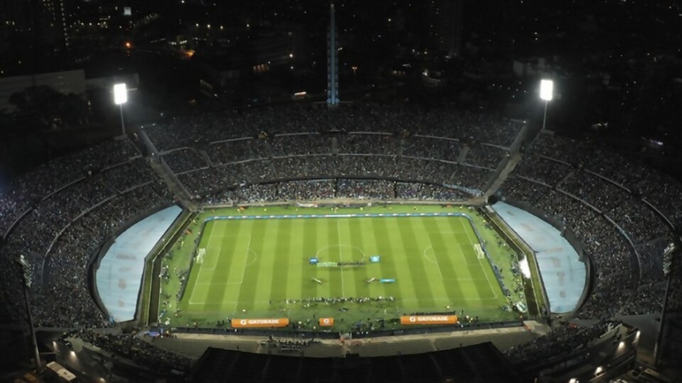 Los cambios de Uruguay para enfrentar a Bolivia —  Deportes — Primera Mañana | Azul 101.9
