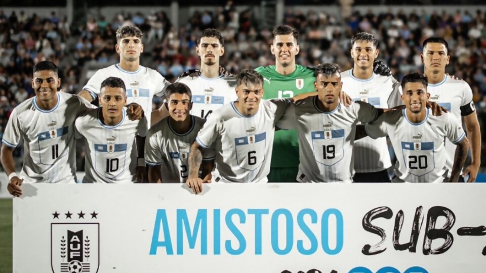 El último ensayo de Uruguay antes del Preolímpico —  Deportes — Primera Mañana | Azul 101.9