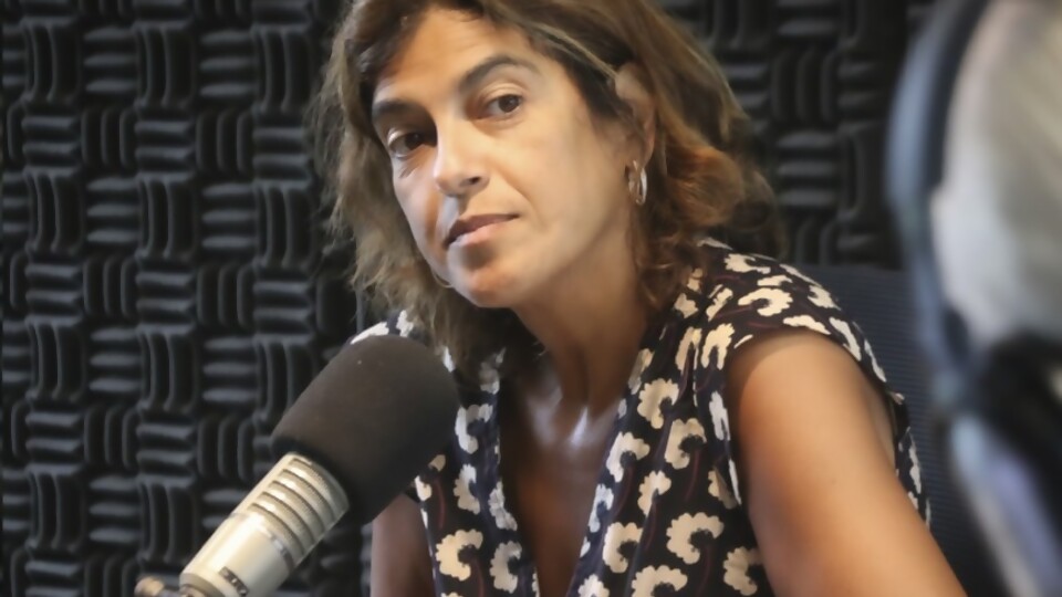 Mariana Pomiés: “Hay pequeñas fugas de un partido a otro” — Entrevista — 12 PM | Azul 101.9